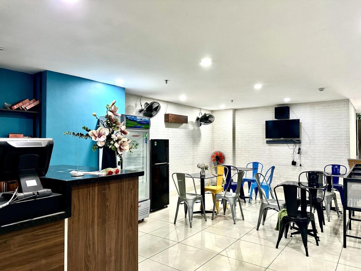 The Jade Hotel Near Tan Son Nhat Airport Хошимин Екстериор снимка