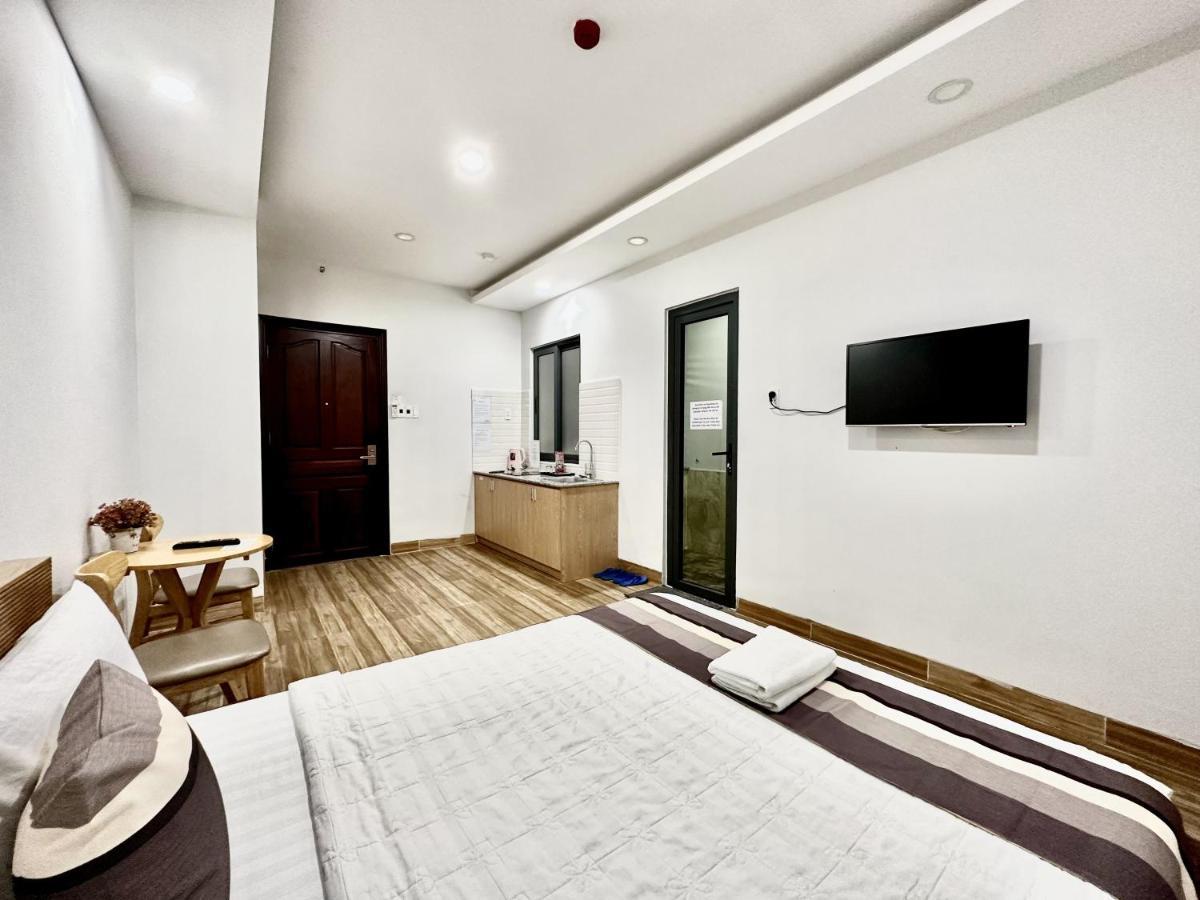 The Jade Hotel Near Tan Son Nhat Airport Хошимин Екстериор снимка