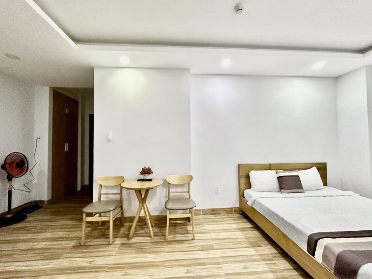 The Jade Hotel Near Tan Son Nhat Airport Хошимин Екстериор снимка