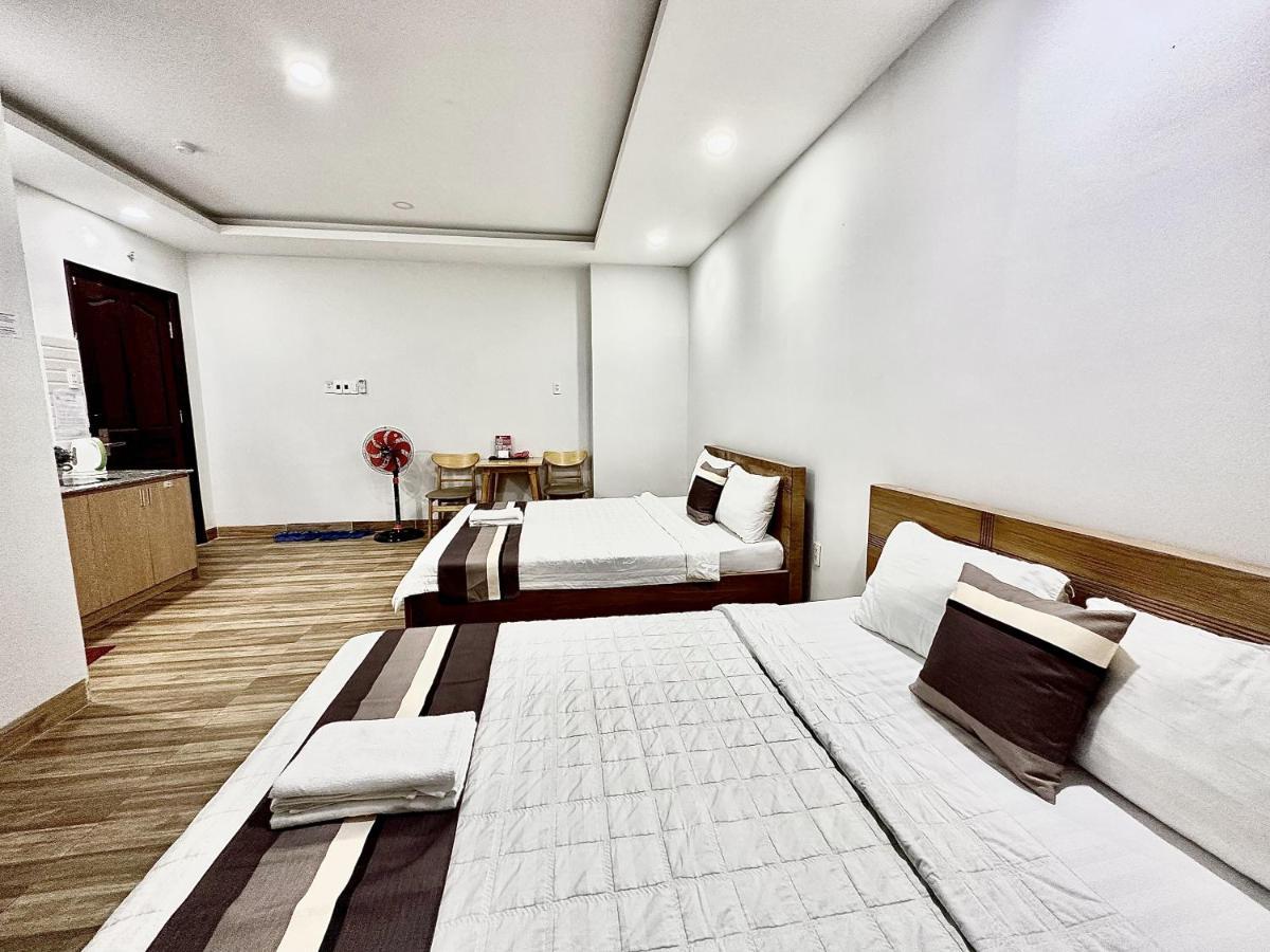 The Jade Hotel Near Tan Son Nhat Airport Хошимин Екстериор снимка