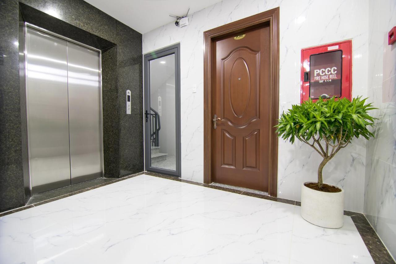 The Jade Hotel Near Tan Son Nhat Airport Хошимин Екстериор снимка